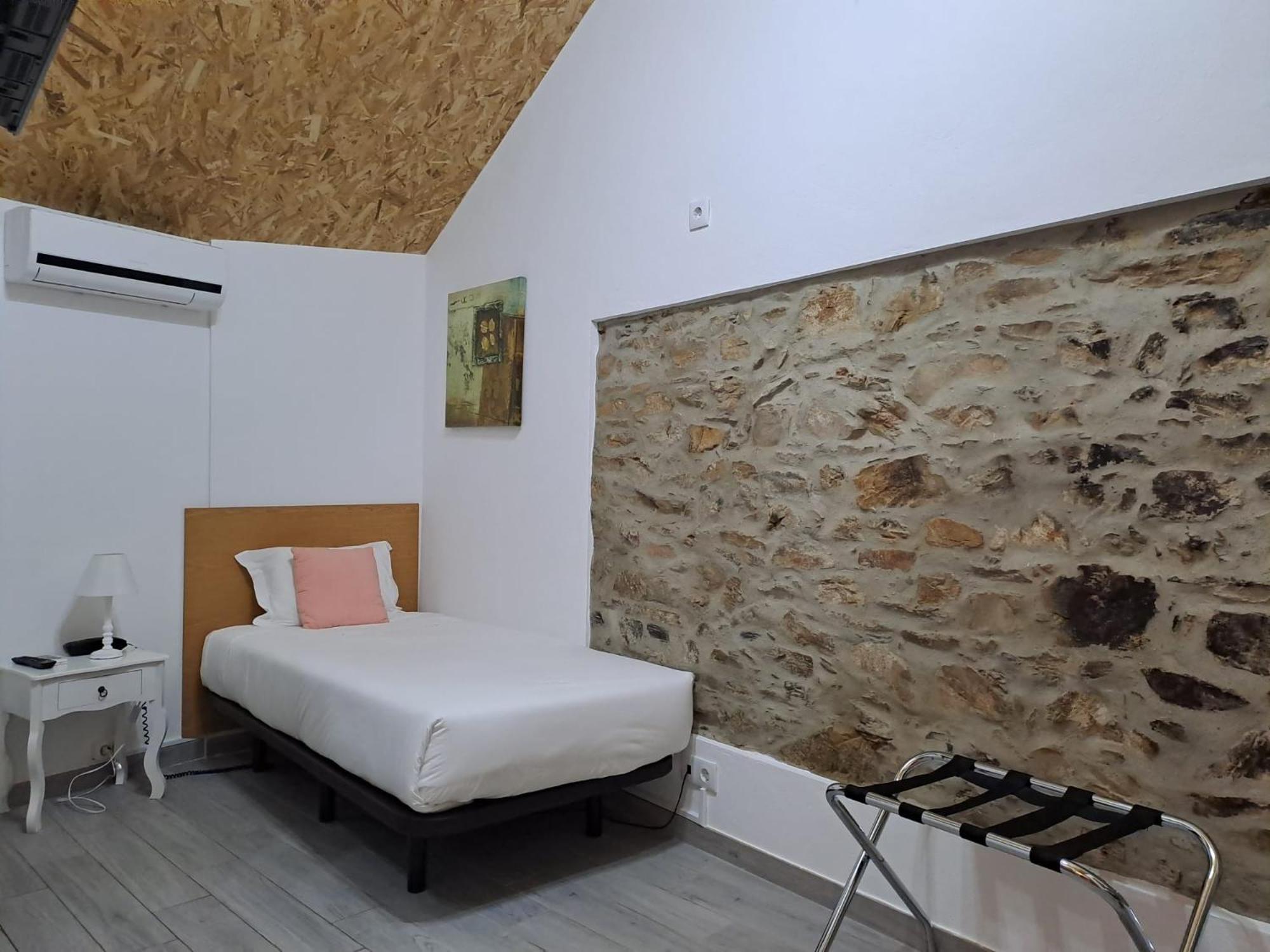 Hotel Largo Da Fonte Sertã Esterno foto
